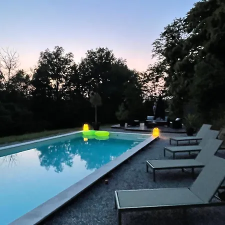 Hébergement de vacances Stunning Boutique Faune At Vive Le *