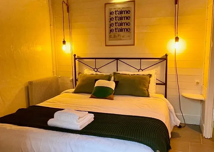 Stunning Boutique Faune At Vive Le *